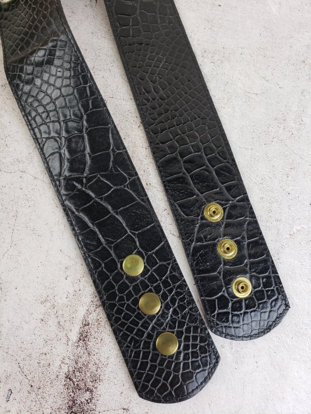 Vintage Streets Ahead Leather Belt Chic Embossed Art Deco Gold Hardware D-Rings - Picture 4 of 12